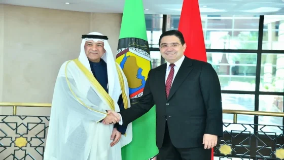 المغرب يجدد تضامنه مع دول الخليج.. بوريطة يبحث مع البديوي تداعيات الهجمات الإيرانية