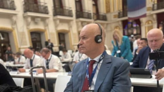 أنيس بيرو يمثل التجمع الوطني للأحرار في الجمعية السياسية لحزب الشعب الأوروبي بفيينا