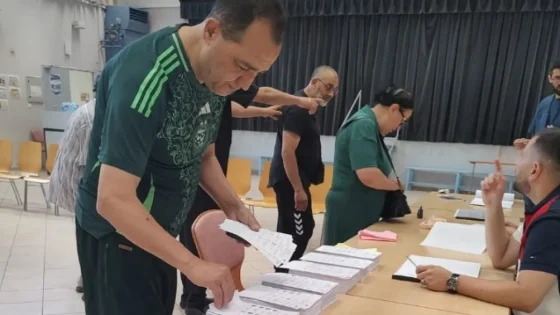 مشاركة أولية ضعيفة في الانتخابات التشريعية بالجزائر تعيد إلى الواجهة أزمة الثقة في العمل السياسي