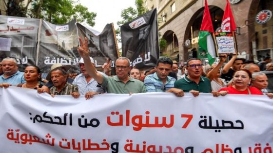 بعد خمس سنوات على 25 يوليو.. تونس بين تركّز السلطة وتعقّد الأزمات الاقتصادية والاجتماعية