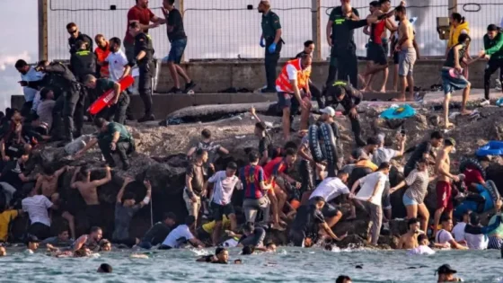 وزارة الداخلية تكشف تفاصيل أحداث سبتة ومليلية: 40 ألف محاولة عبور نحو سبتة والتحقيقات مستمرة لتحديد المسؤوليات